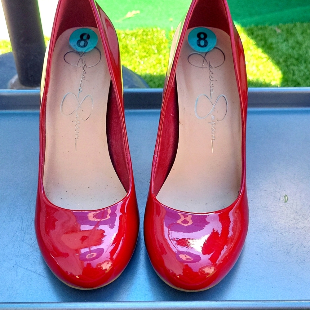 Jessica Simpson Patent leather heel